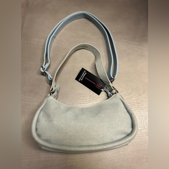 No Boundaries Women's Baguette Shoulder Bag with Crossbody Strap NWT - Picture 8 of 12